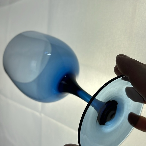 Vintage Blue Crystal Wine Glasses (set of 4) - Picture 9 of 11